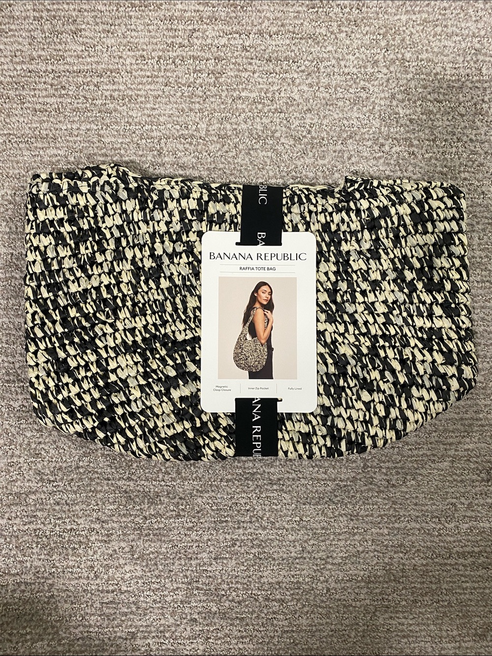 Banana Republic Black & Cream Woven Raffia Tote BNWT